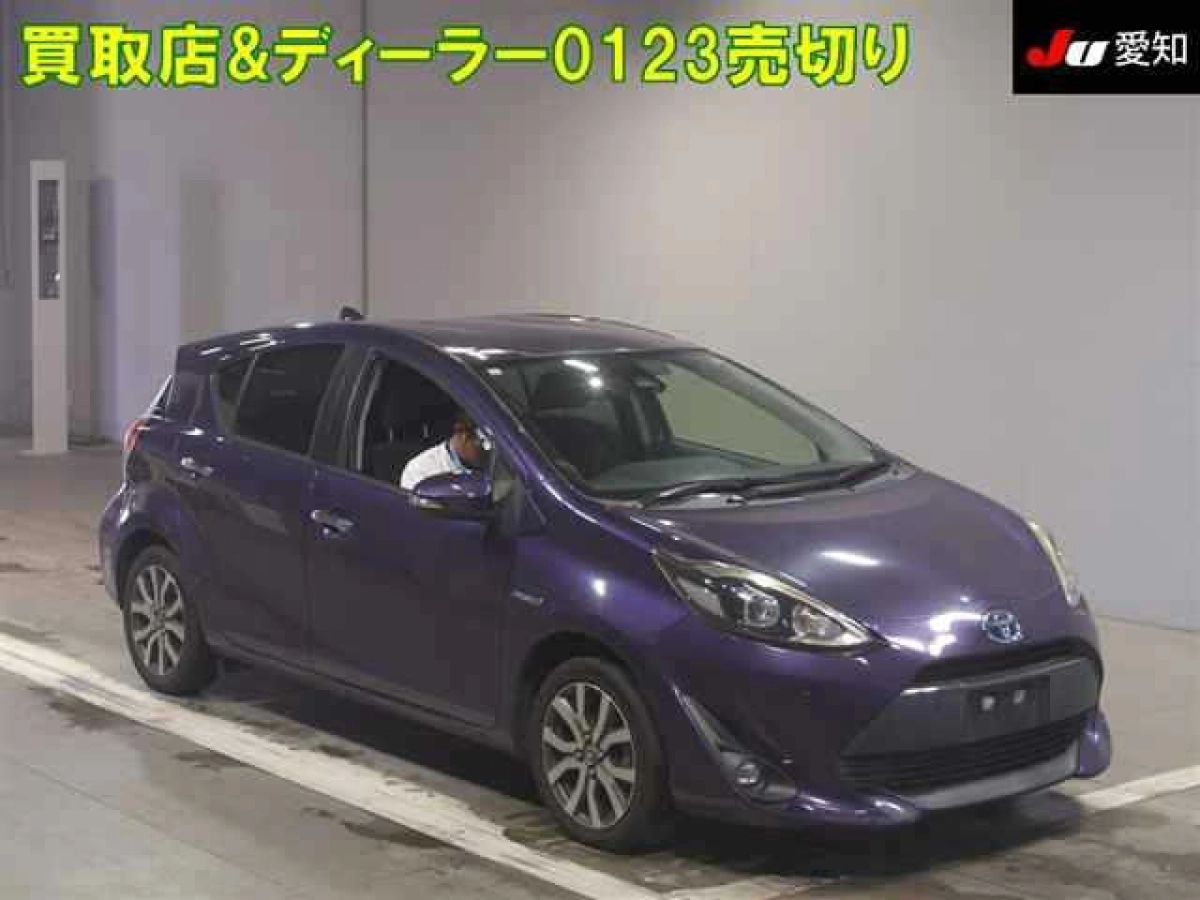 TOYOTA AQUA NHP10 2019