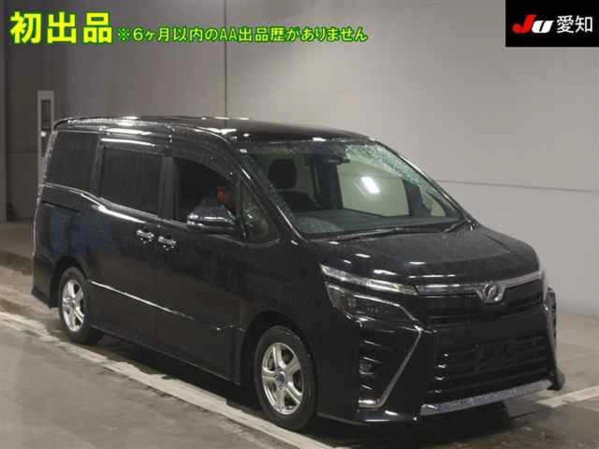 TOYOTA VOXY ZRR80W 2019