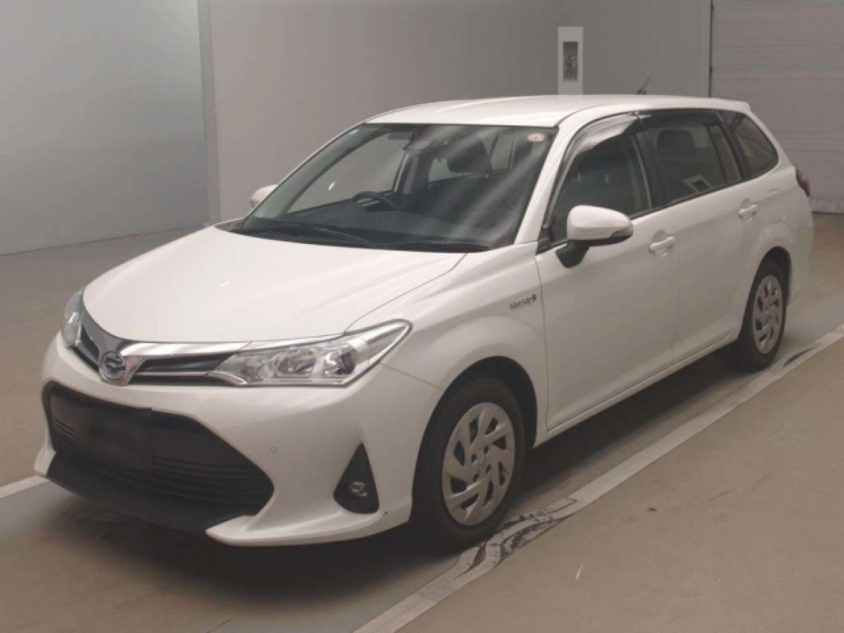 TOYOTA COROLLA FIELDER NKE165G 2019