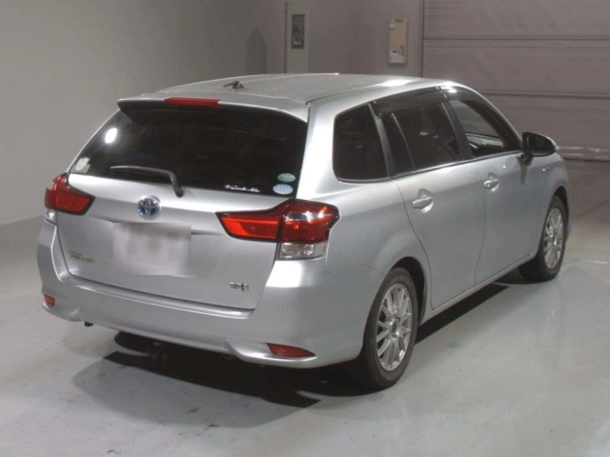 TOYOTA COROLLA FIELDER