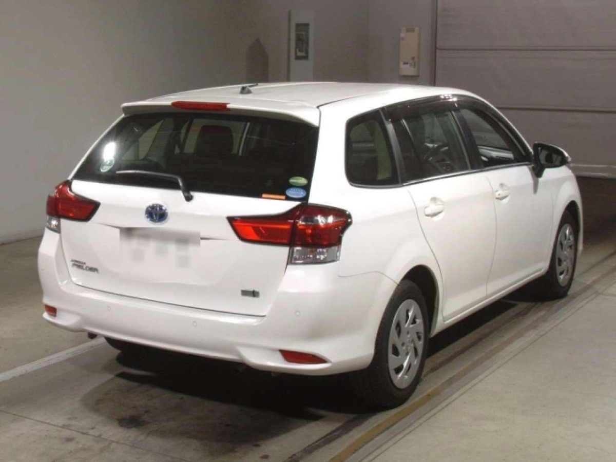 TOYOTA COROLLA FIELDER