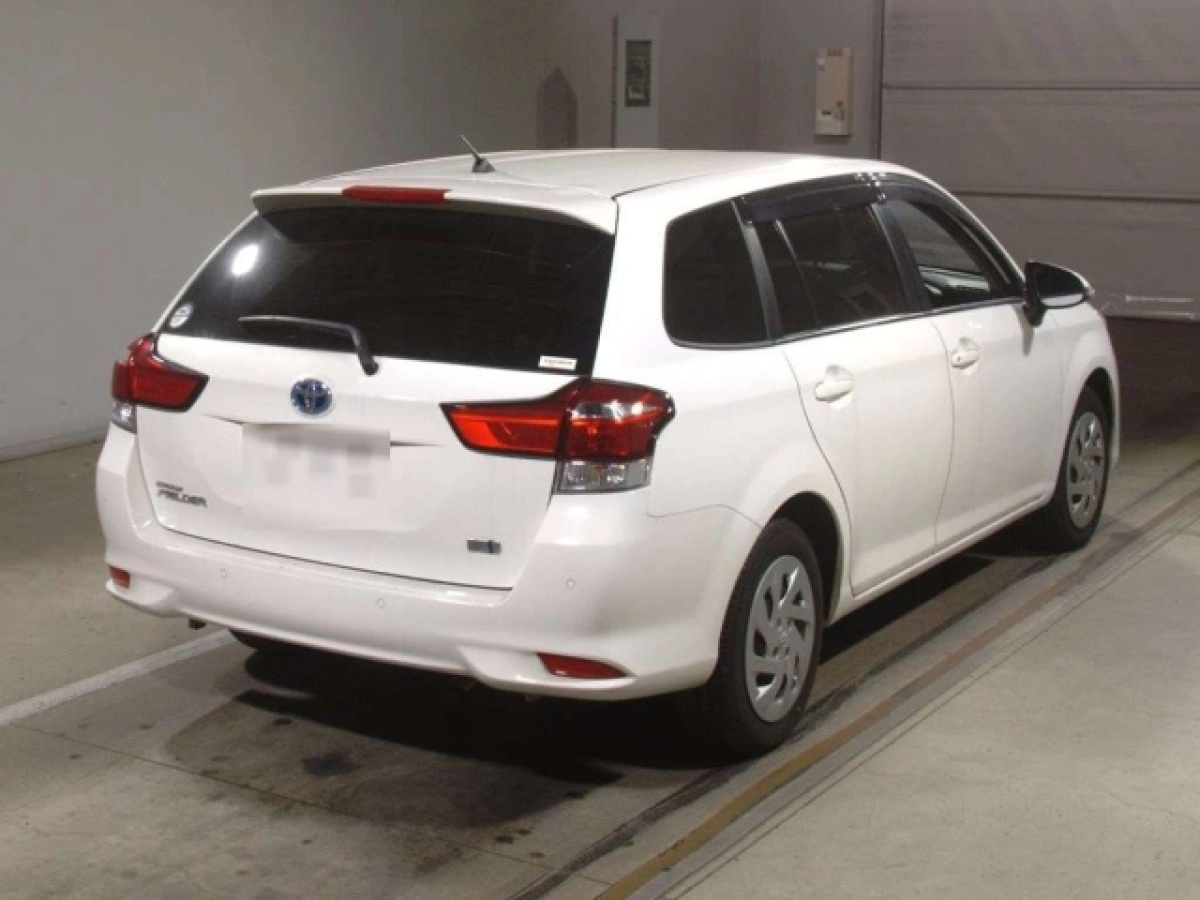 TOYOTA COROLLA FIELDER