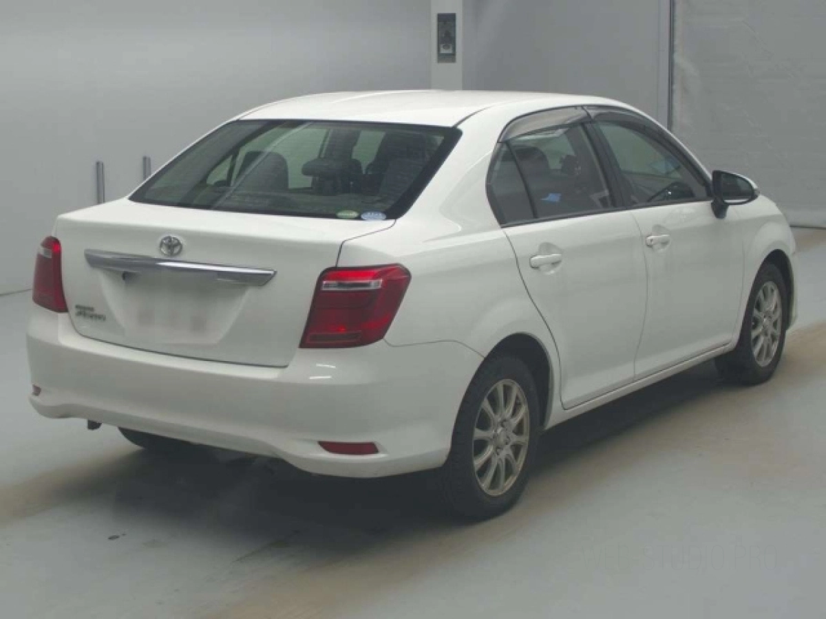 TOYOTA COROLLA AXIO