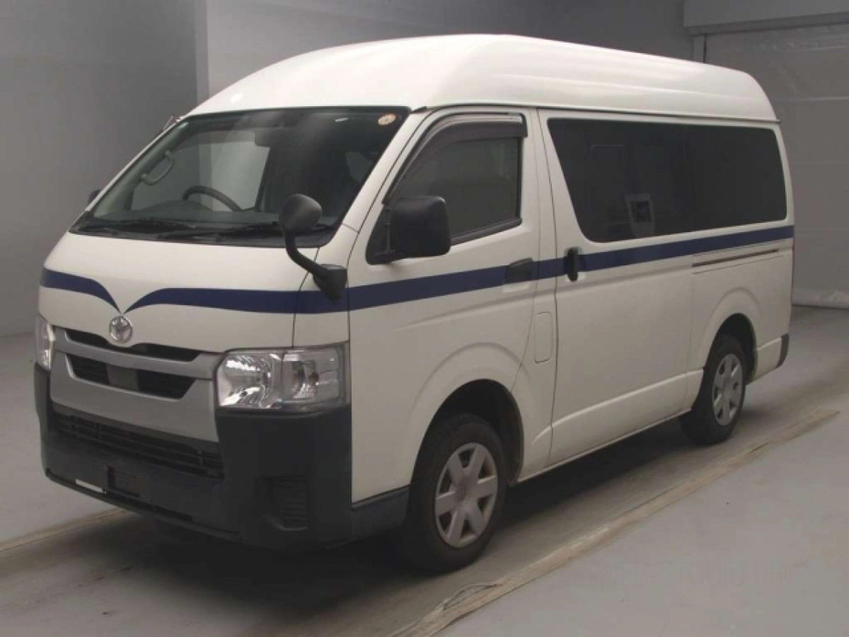 TOYOTA HIACE VAN GDH201K 2021