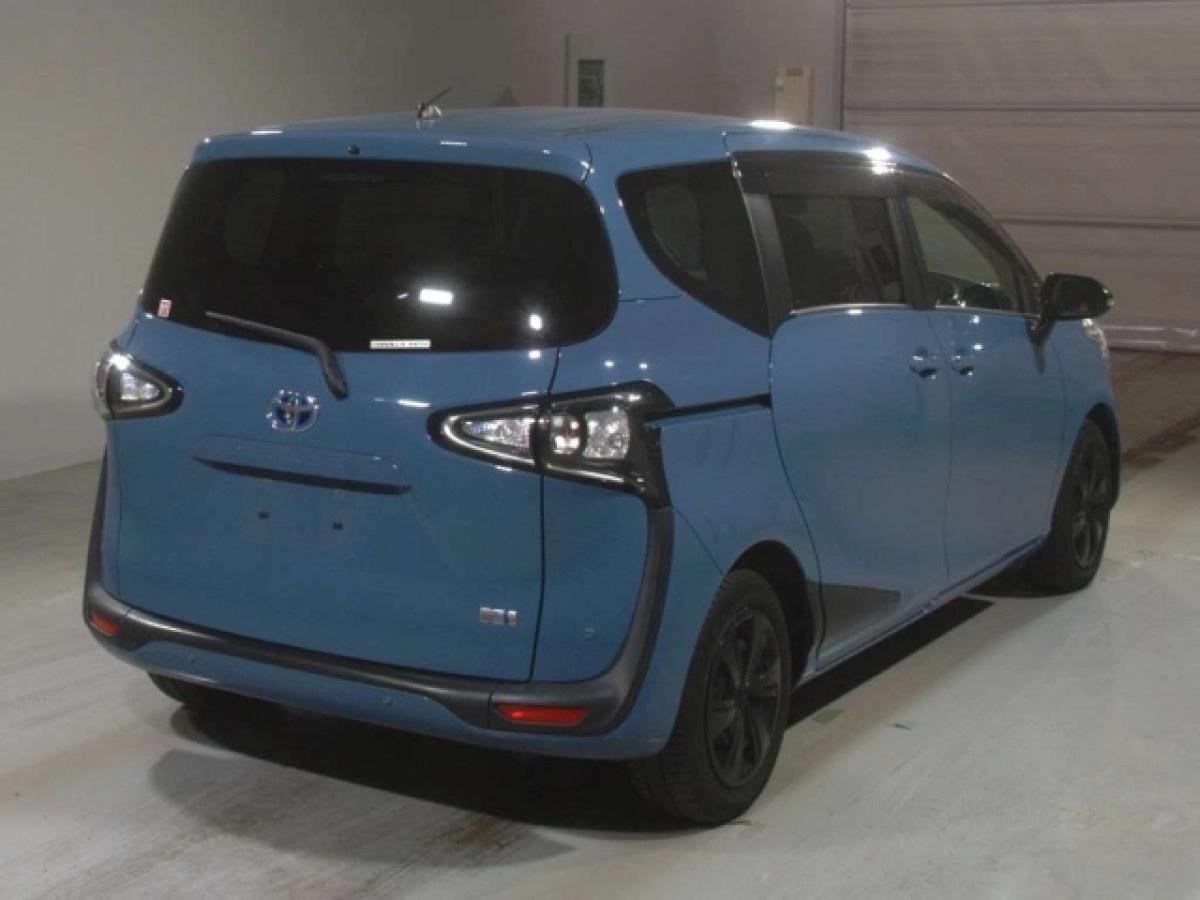 TOYOTA SIENTA