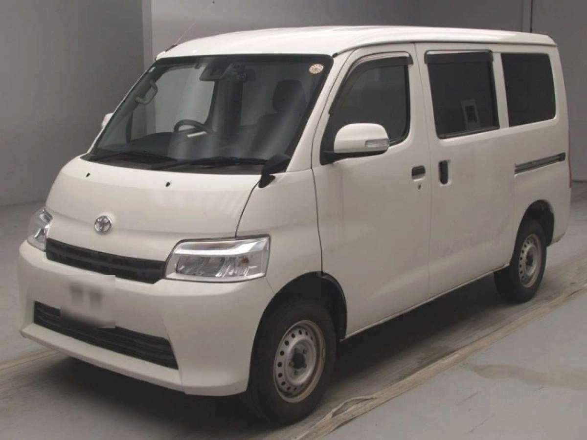 TOYOTA TOWN ACE VAN