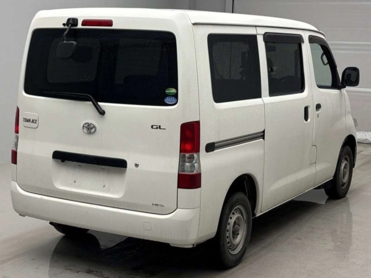 TOYOTA TOWN ACE VAN