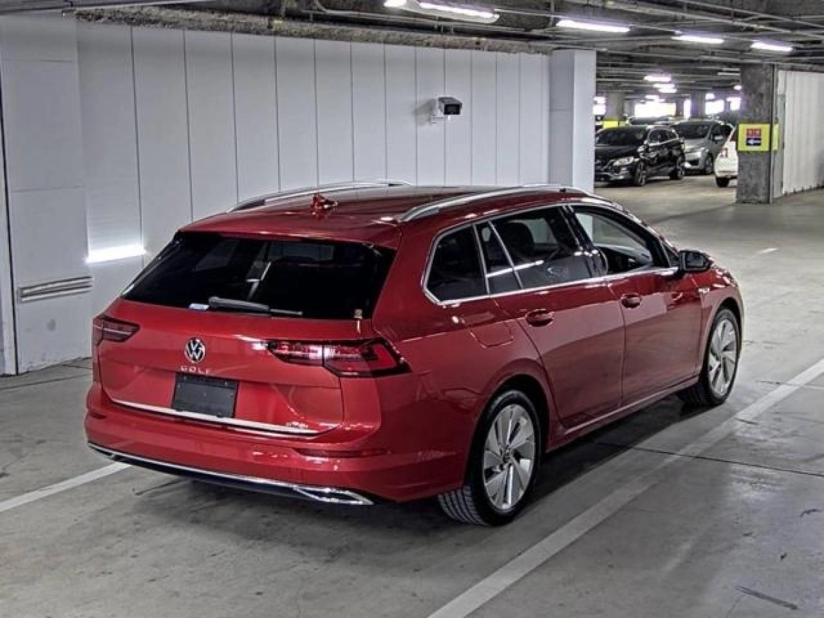 VOLKSWAGEN GOLF VARIANT