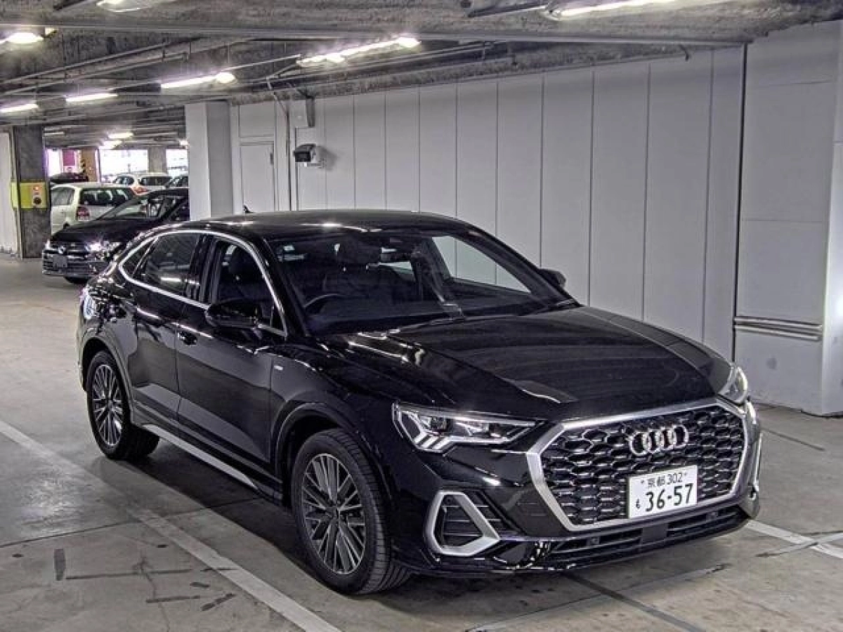 AUDI Q3 F3DPC 2021