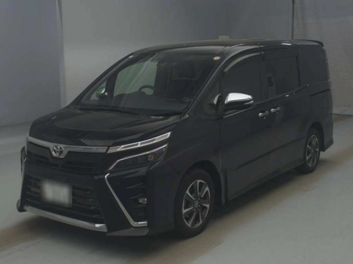 TOYOTA VOXY ZRR80W 2020