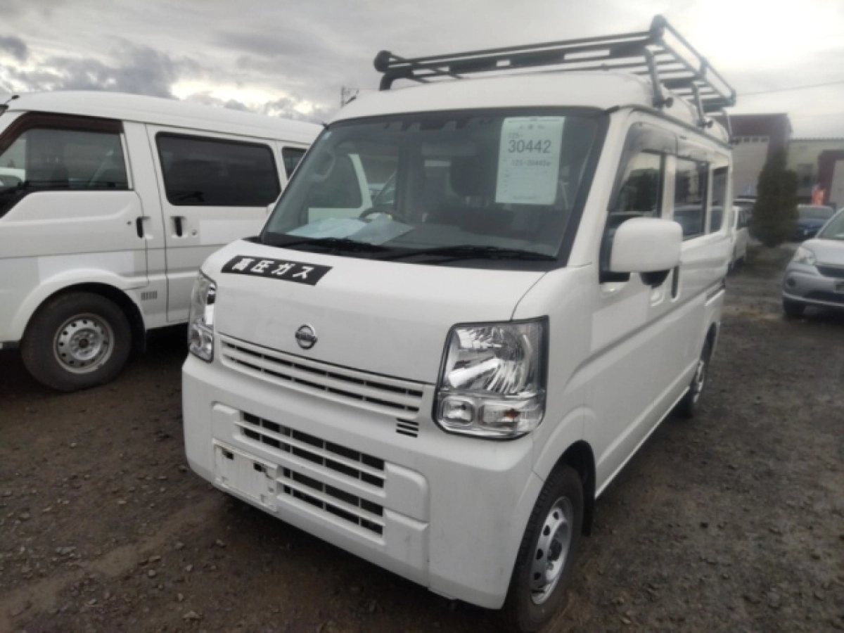 NISSAN CLIPPER VAN DR17V 2024