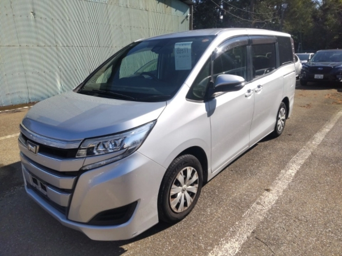 TOYOTA NOAH ZRR80G 2019