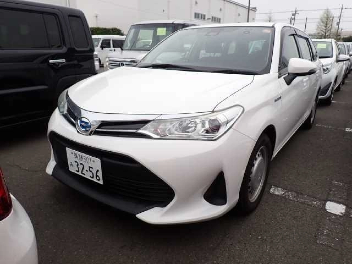 TOYOTA COROLLA FIELDER NKE165G 2019