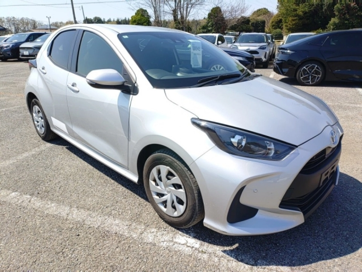 TOYOTA YARIS