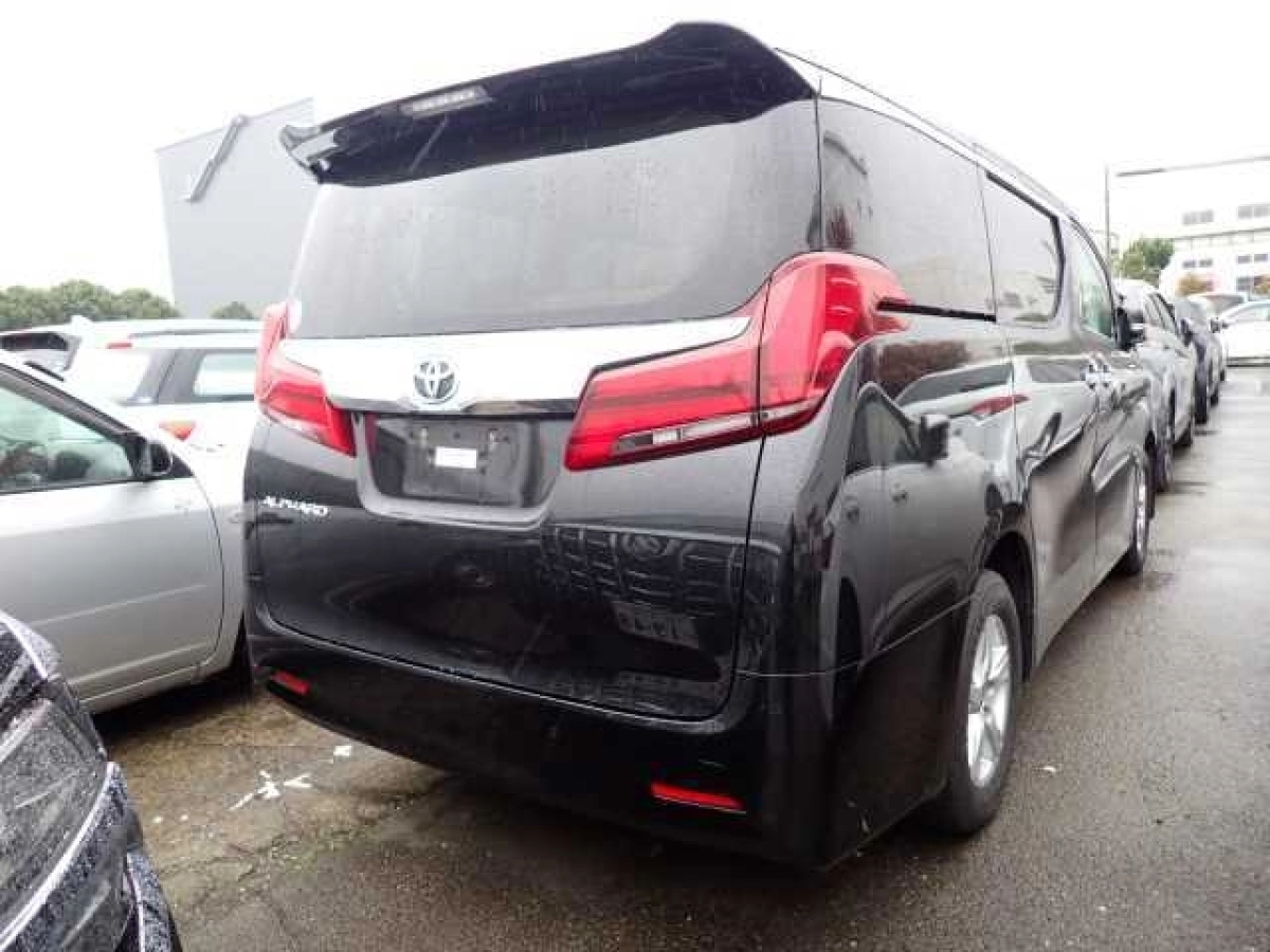TOYOTA ALPHARD