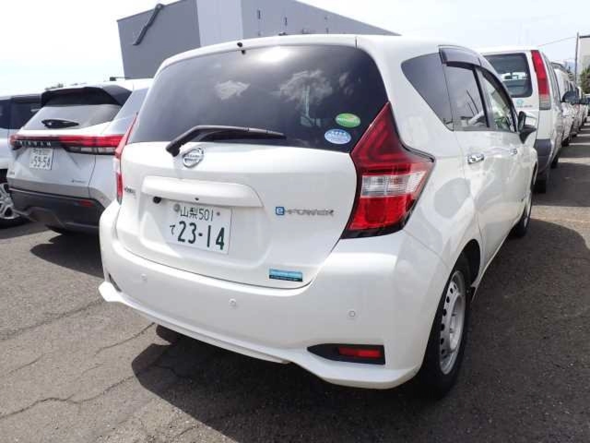 NISSAN NOTE