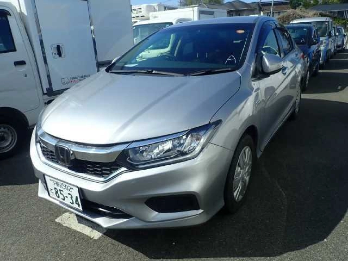 HONDA GRACE GM4 2021