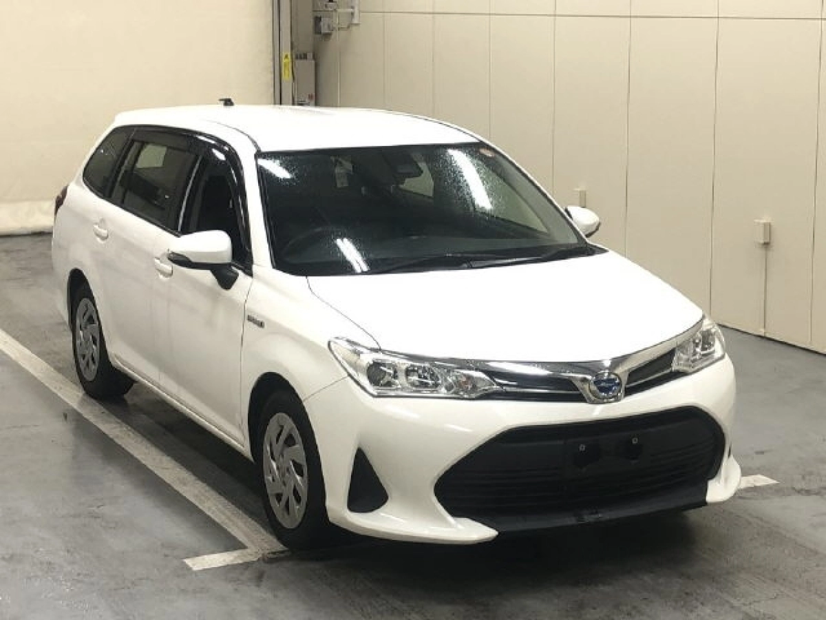 TOYOTA COROLLA FIELDER NKE165G 2020