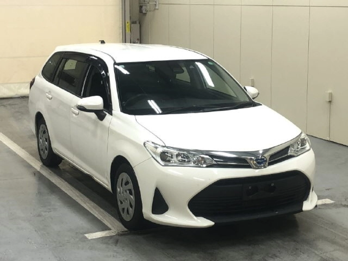 TOYOTA COROLLA FIELDER NKE165G 2020