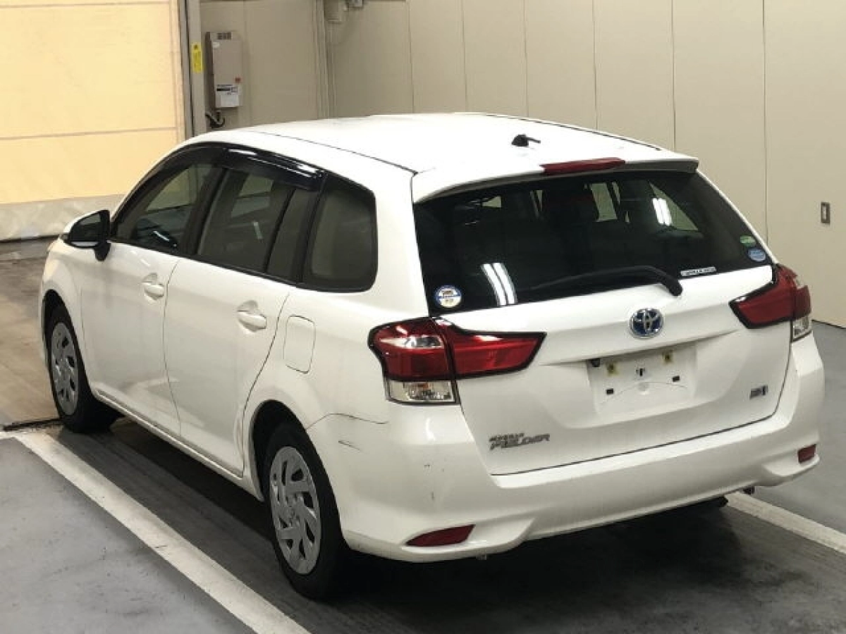 TOYOTA COROLLA FIELDER