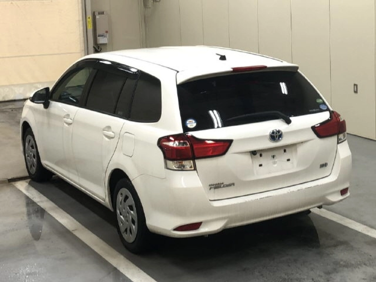 TOYOTA COROLLA FIELDER NKE165G 2021