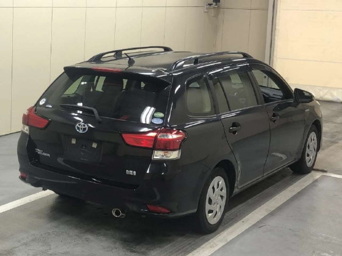 TOYOTA COROLLA FIELDER