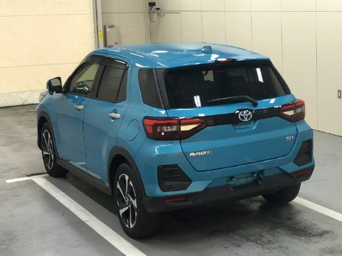 TOYOTA RAIZE