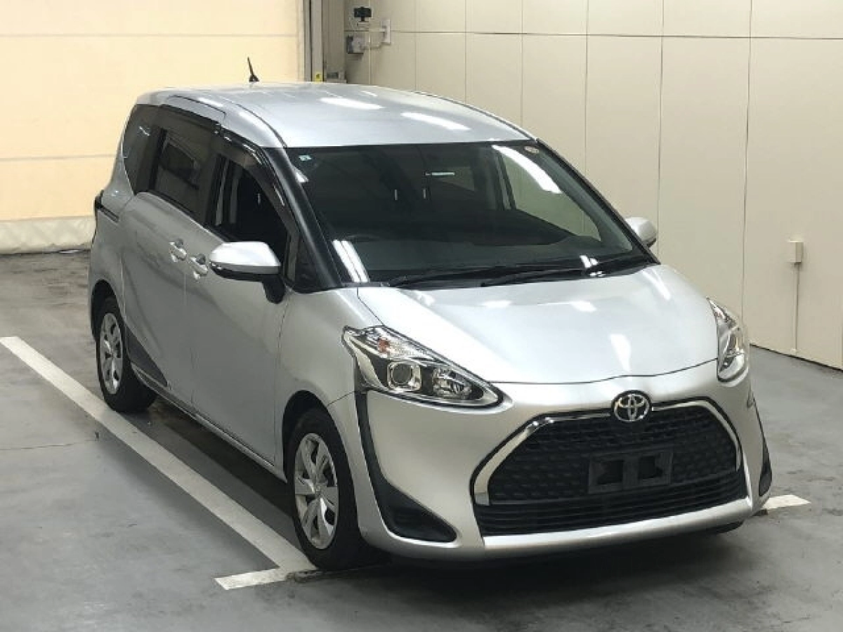 TOYOTA SIENTA