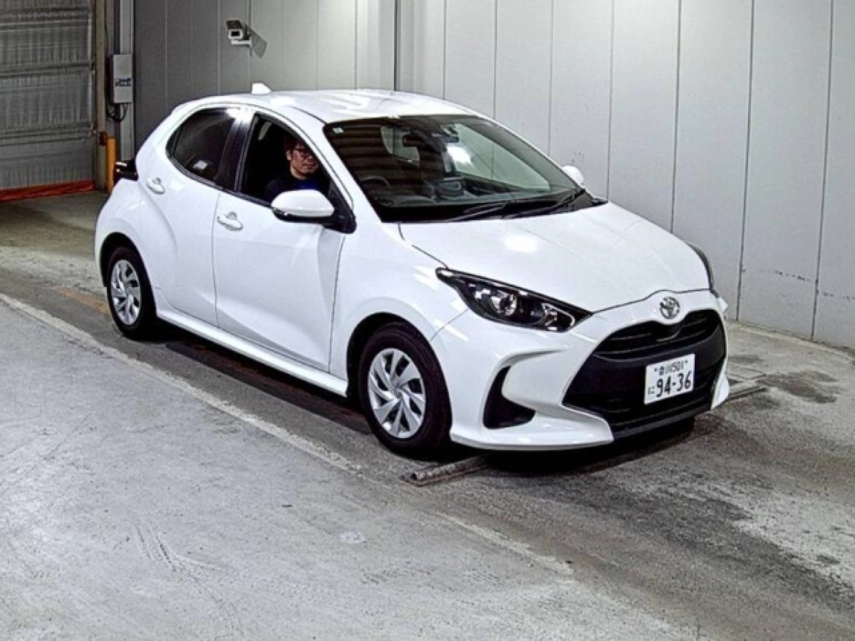 TOYOTA YARIS