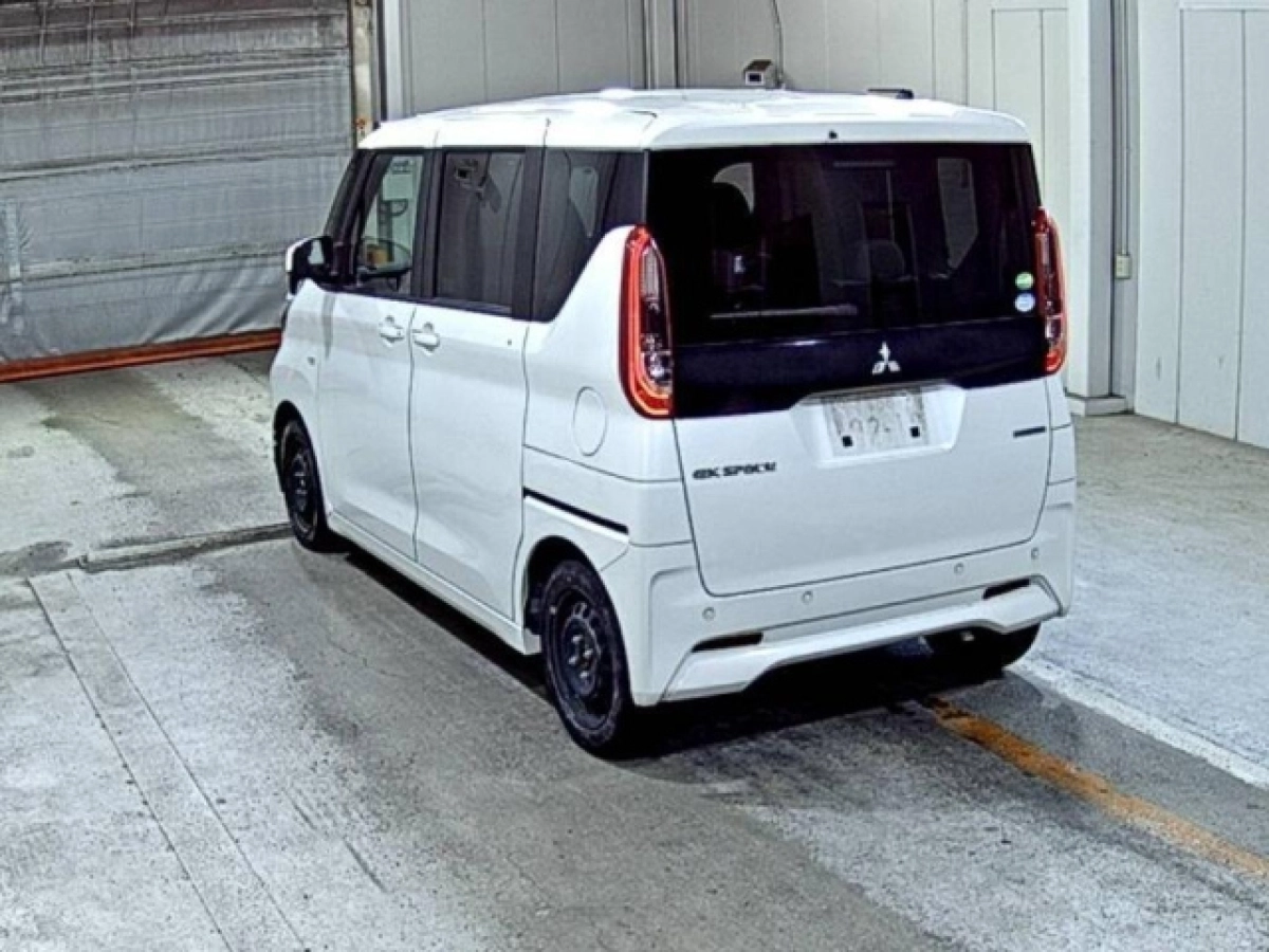 MITSUBISHI EK SPACE