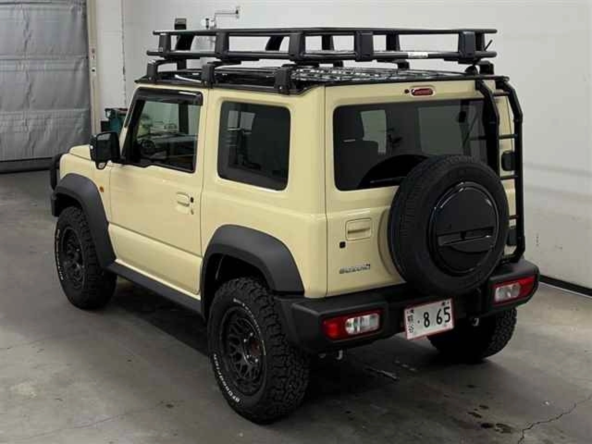 SUZUKI JIMNY SIERRA