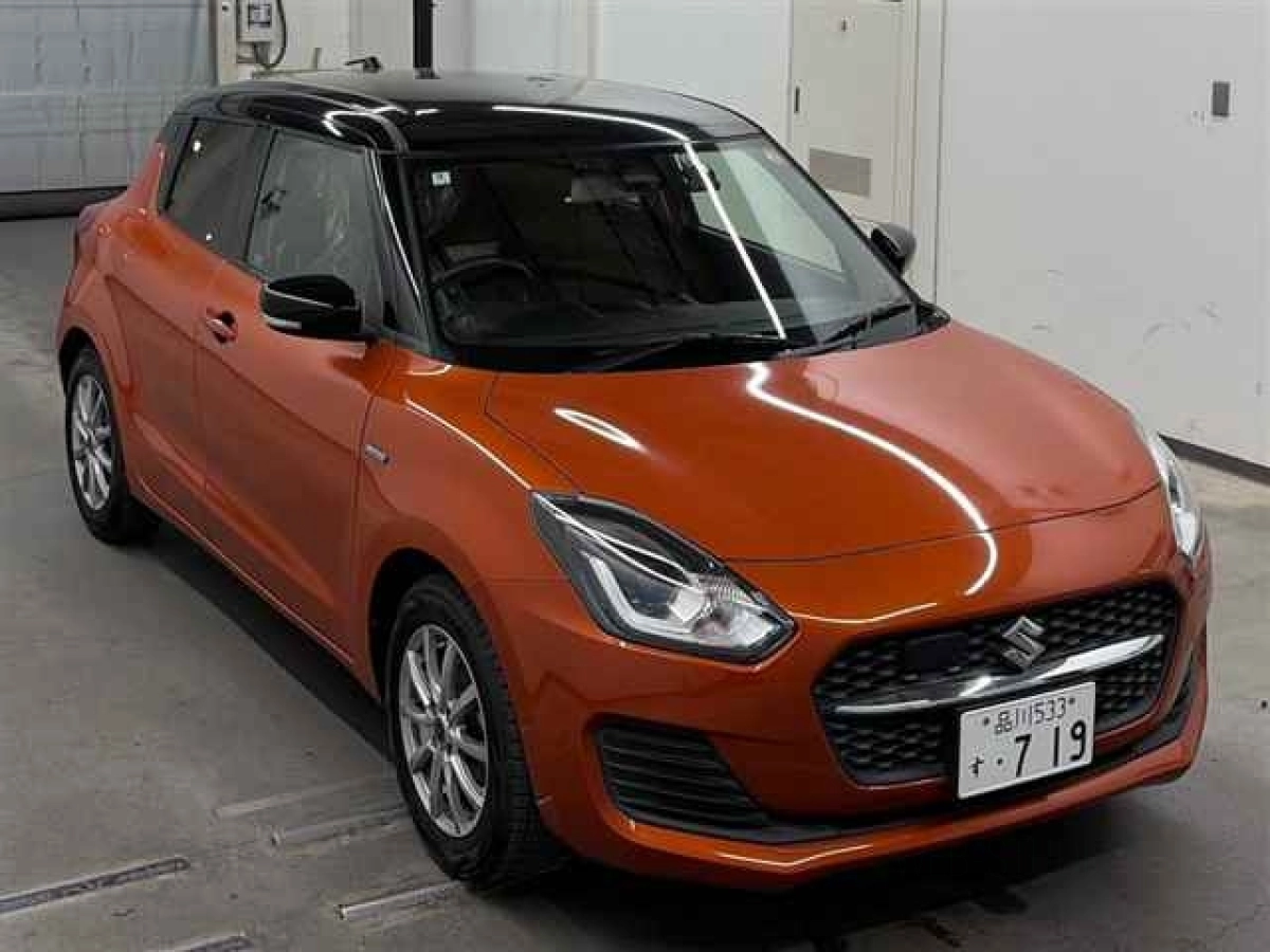 SUZUKI SWIFT