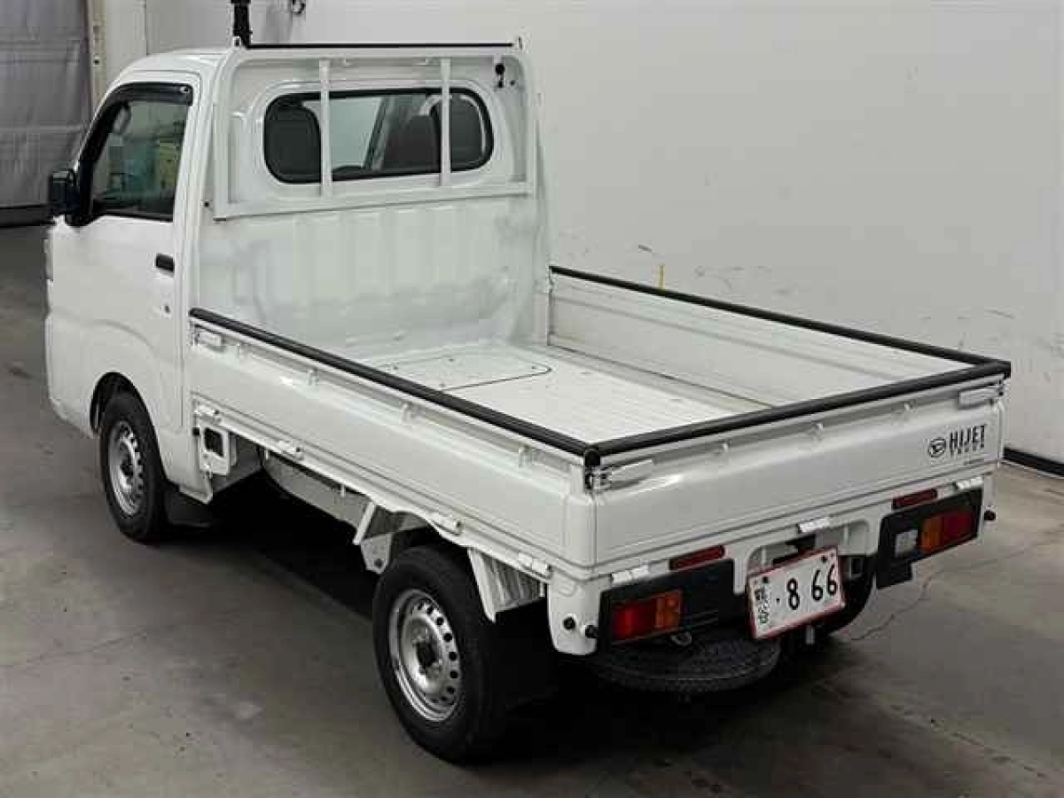DAIHATSU HIJET TRUCK