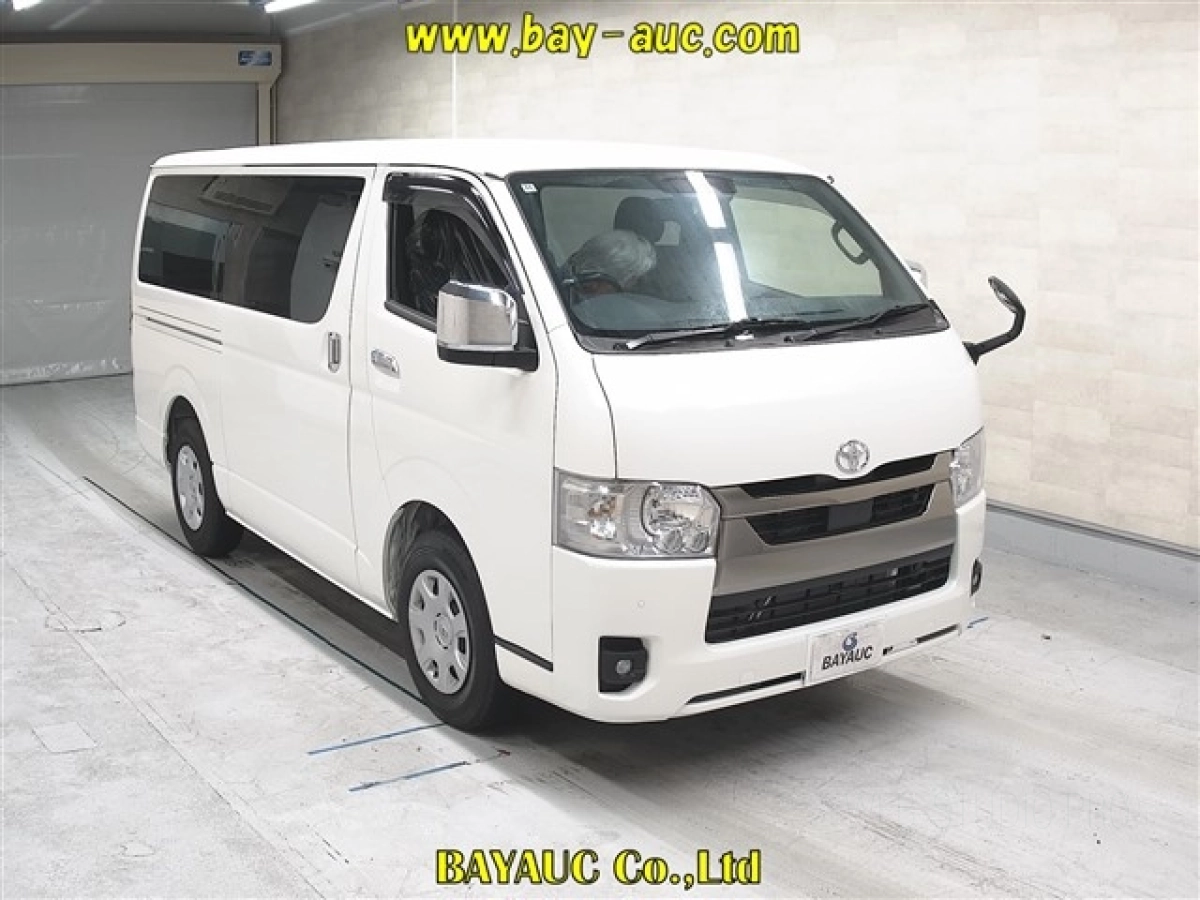 TOYOTA HIACE VAN GDH201V 2025