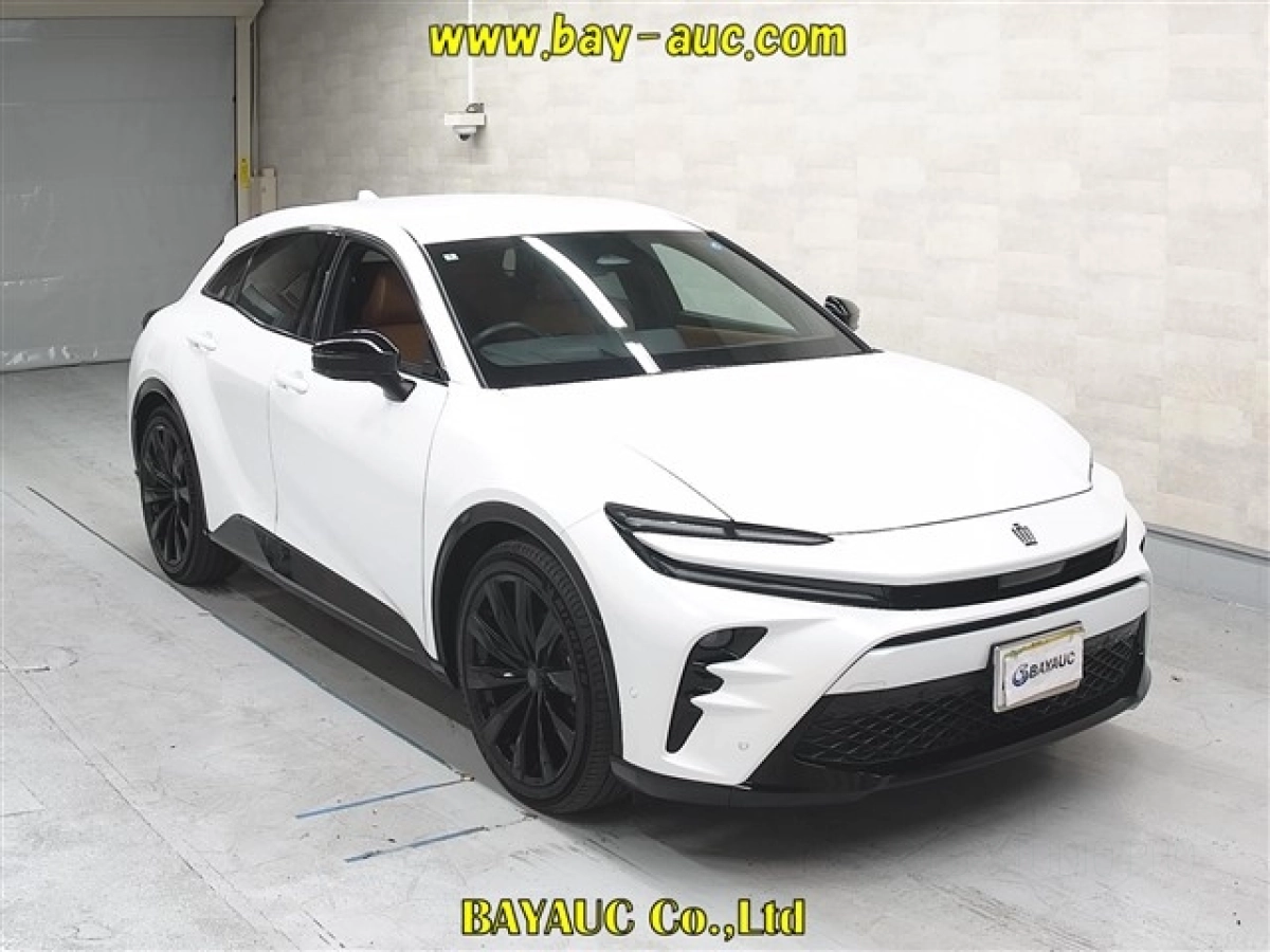 TOYOTA CROWN SPORT AZSH36W 2024