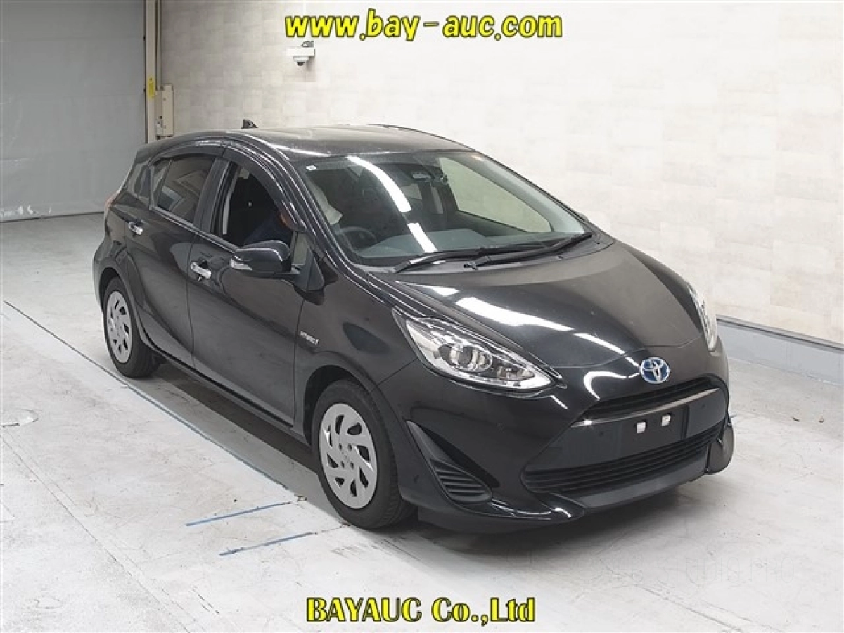 TOYOTA AQUA NHP10 2019