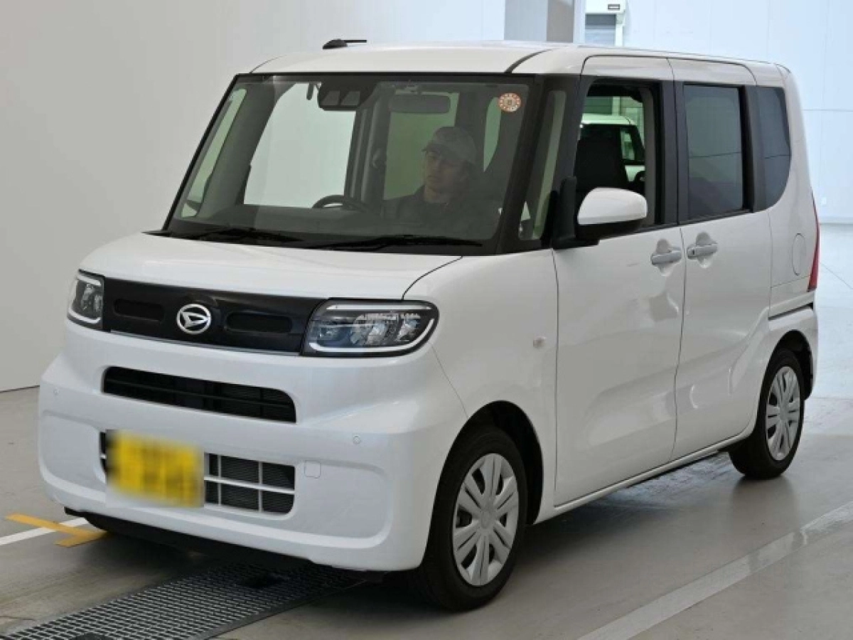 DAIHATSU TANTO LA650S 2024