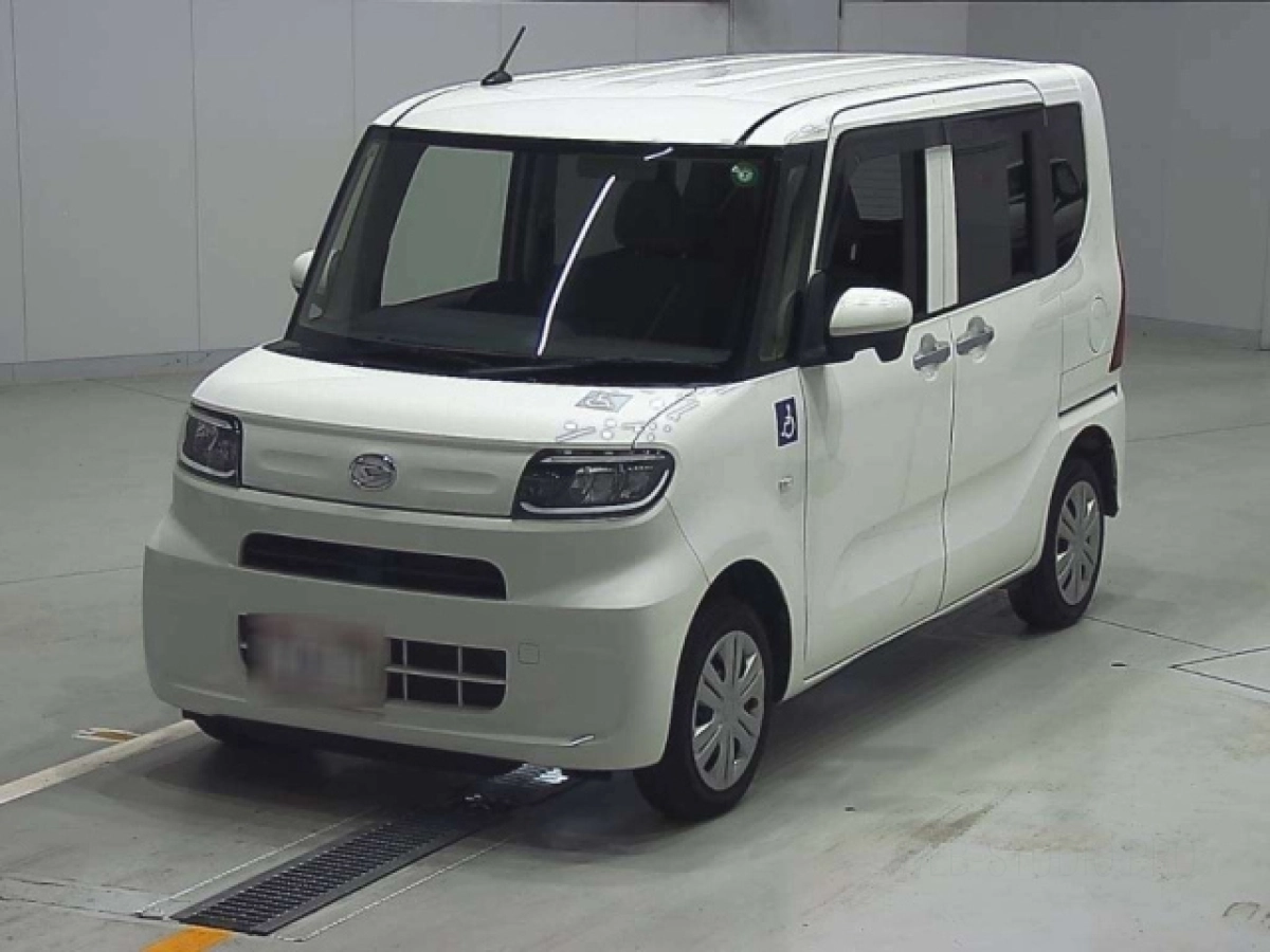 DAIHATSU TANTO LA650S 2020