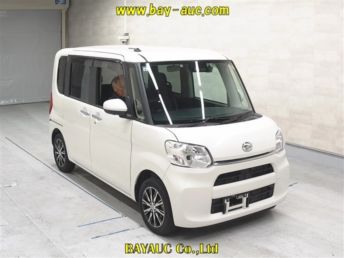 DAIHATSU TANTO LA600S 2019