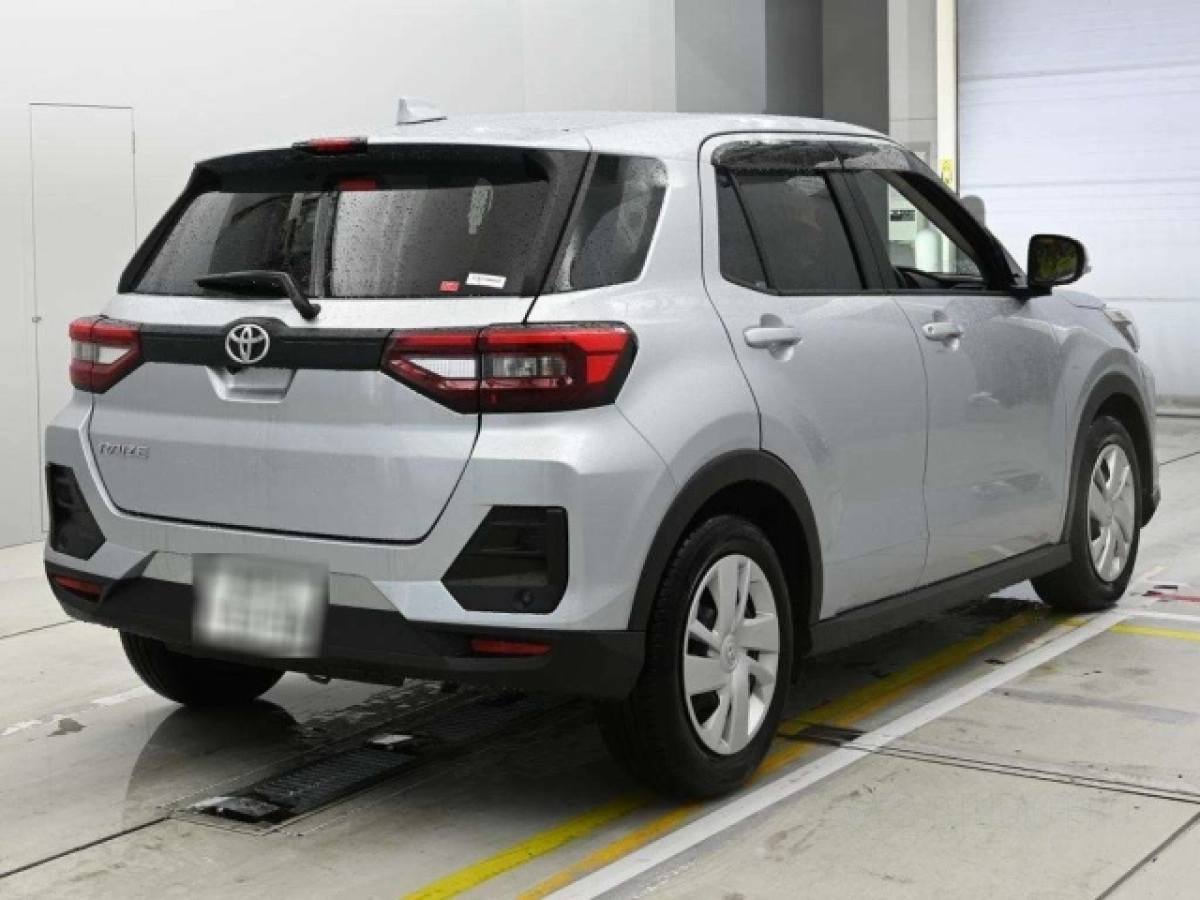 TOYOTA RAIZE