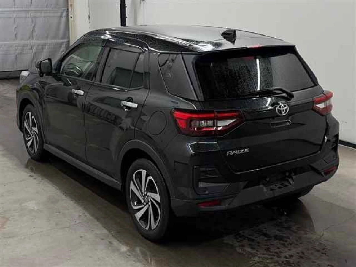 TOYOTA RAIZE