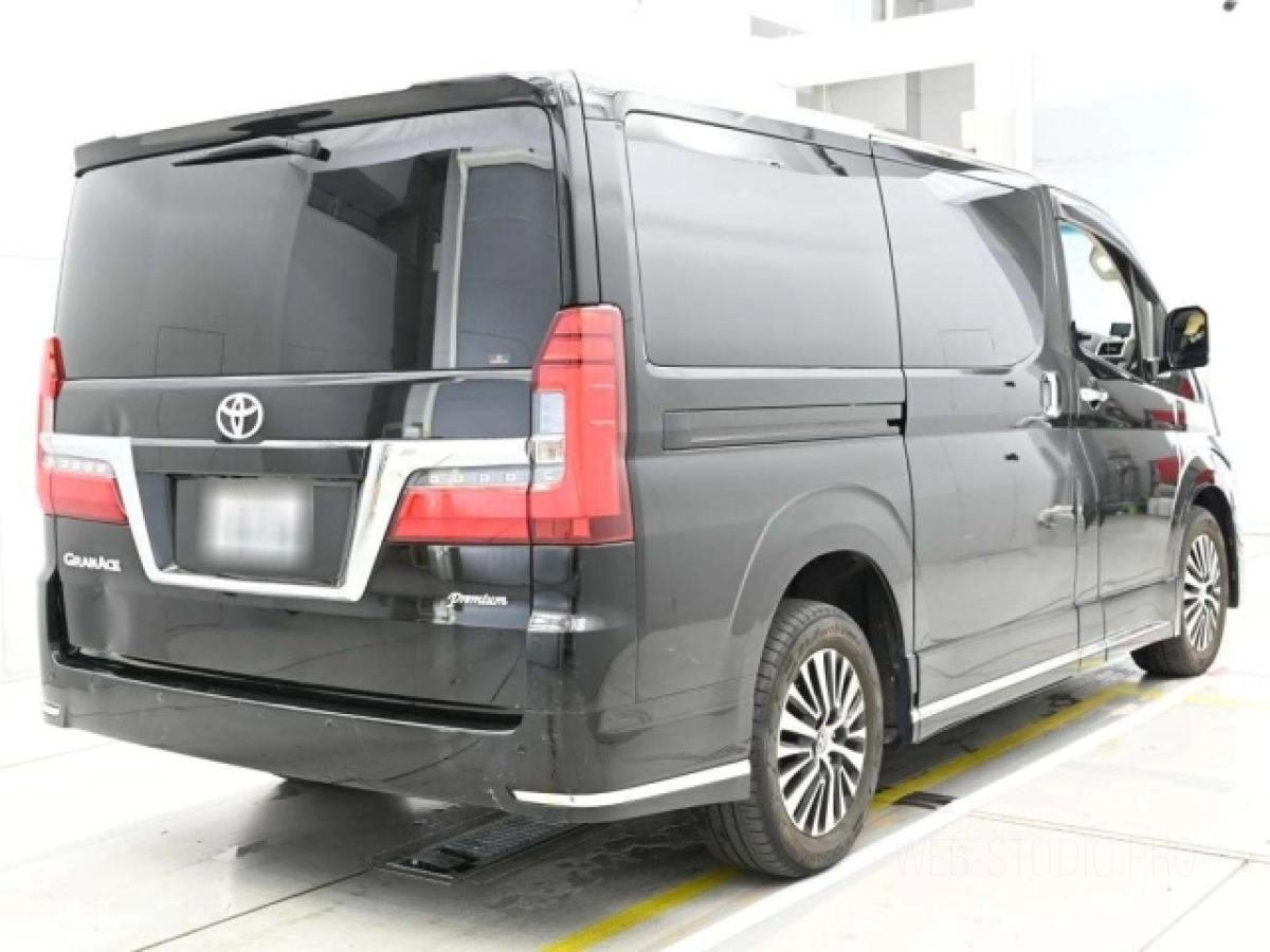 TOYOTA GRANACE