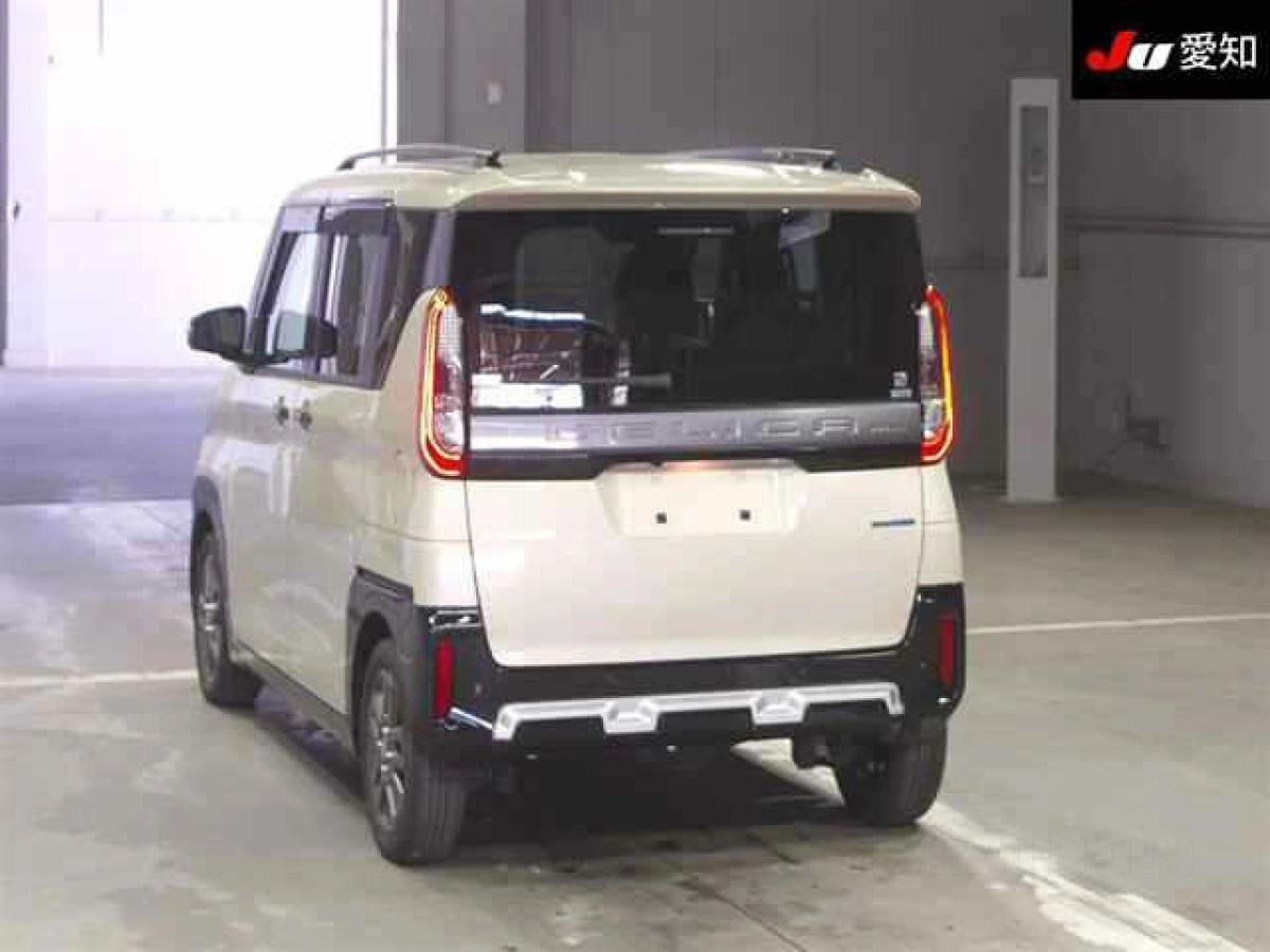 MITSUBISHI DELICA MINI