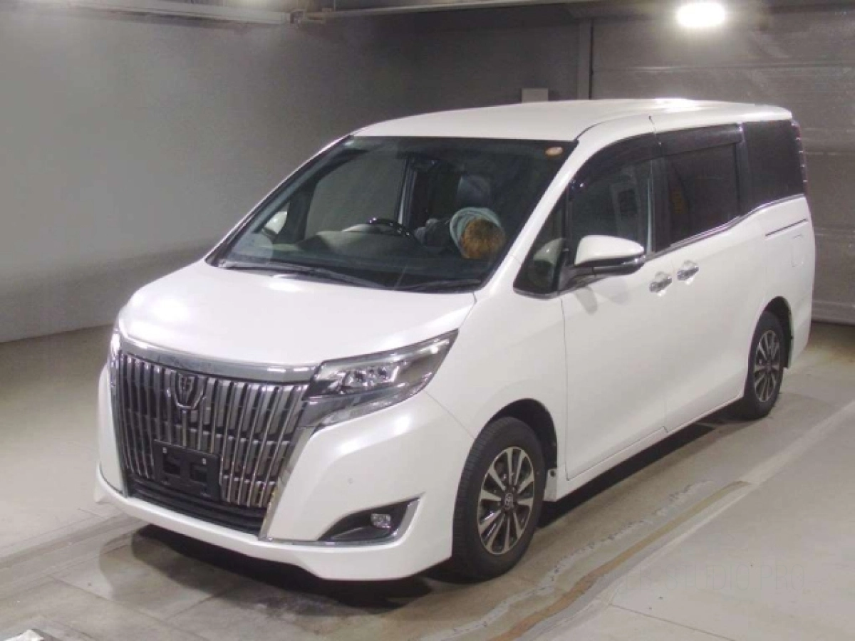 TOYOTA ESQUIRE ZRR80G 2021