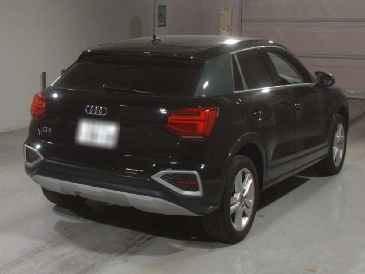 AUDI Q2