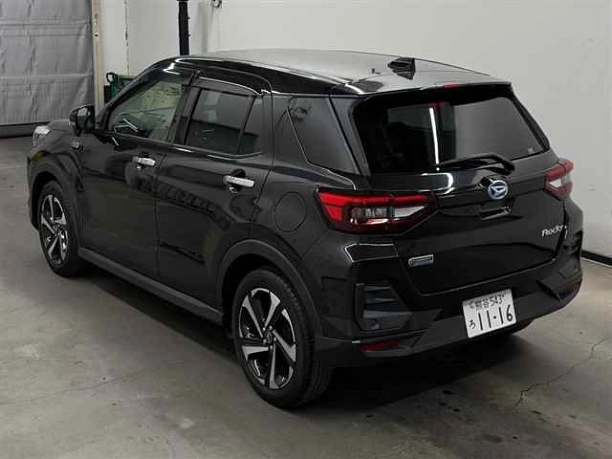 DAIHATSU ROCKY