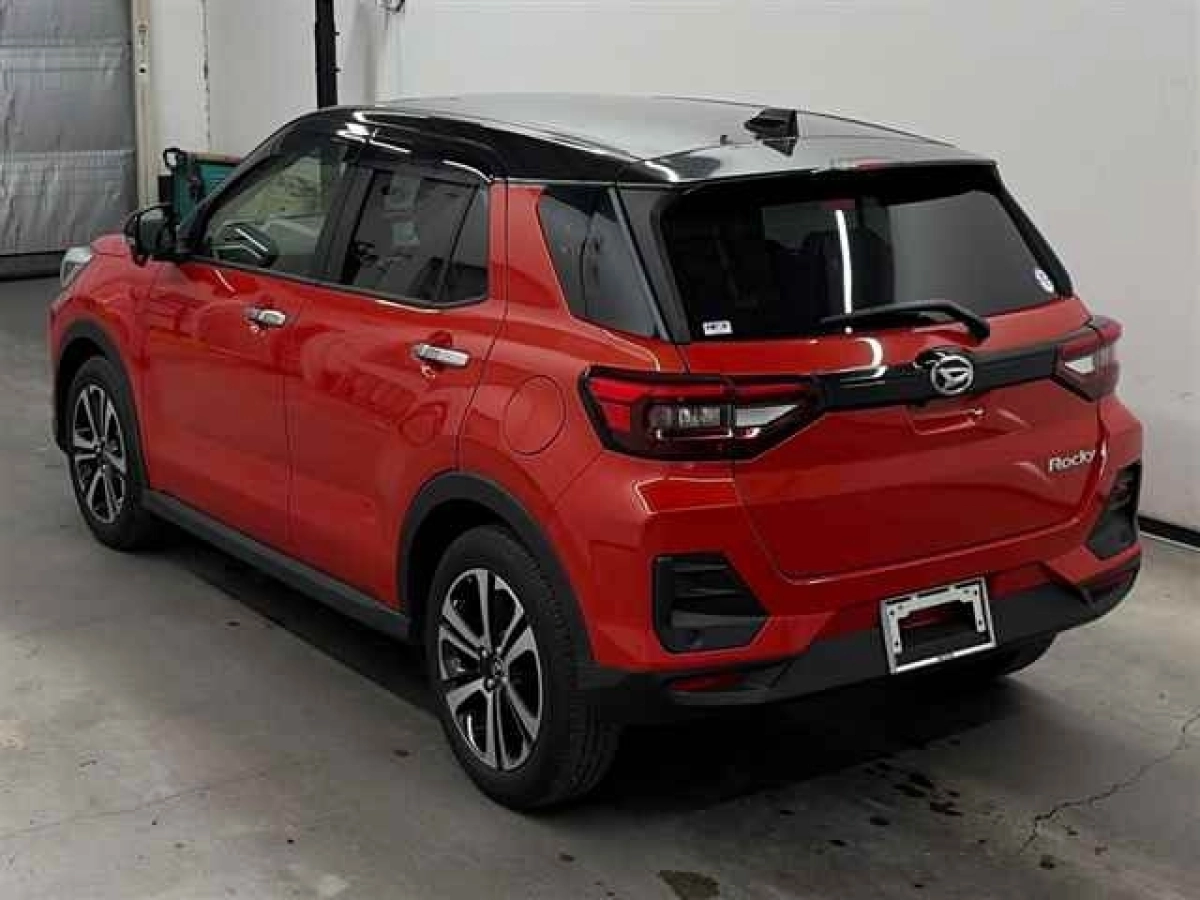 DAIHATSU ROCKY