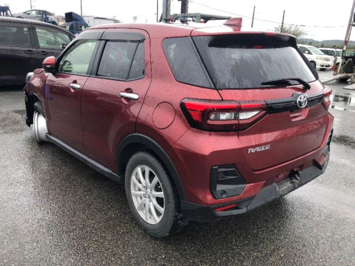TOYOTA RAIZE