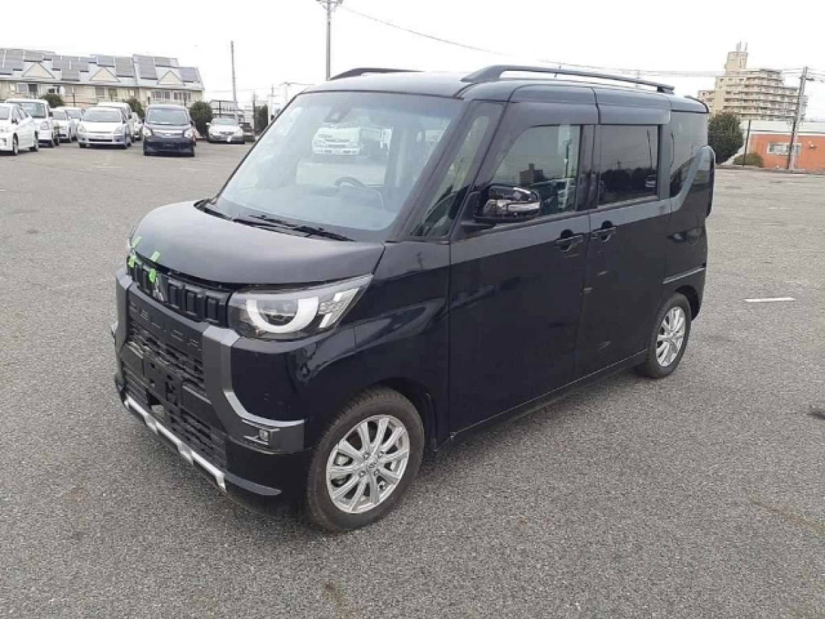 MITSUBISHI DELICA MINI
