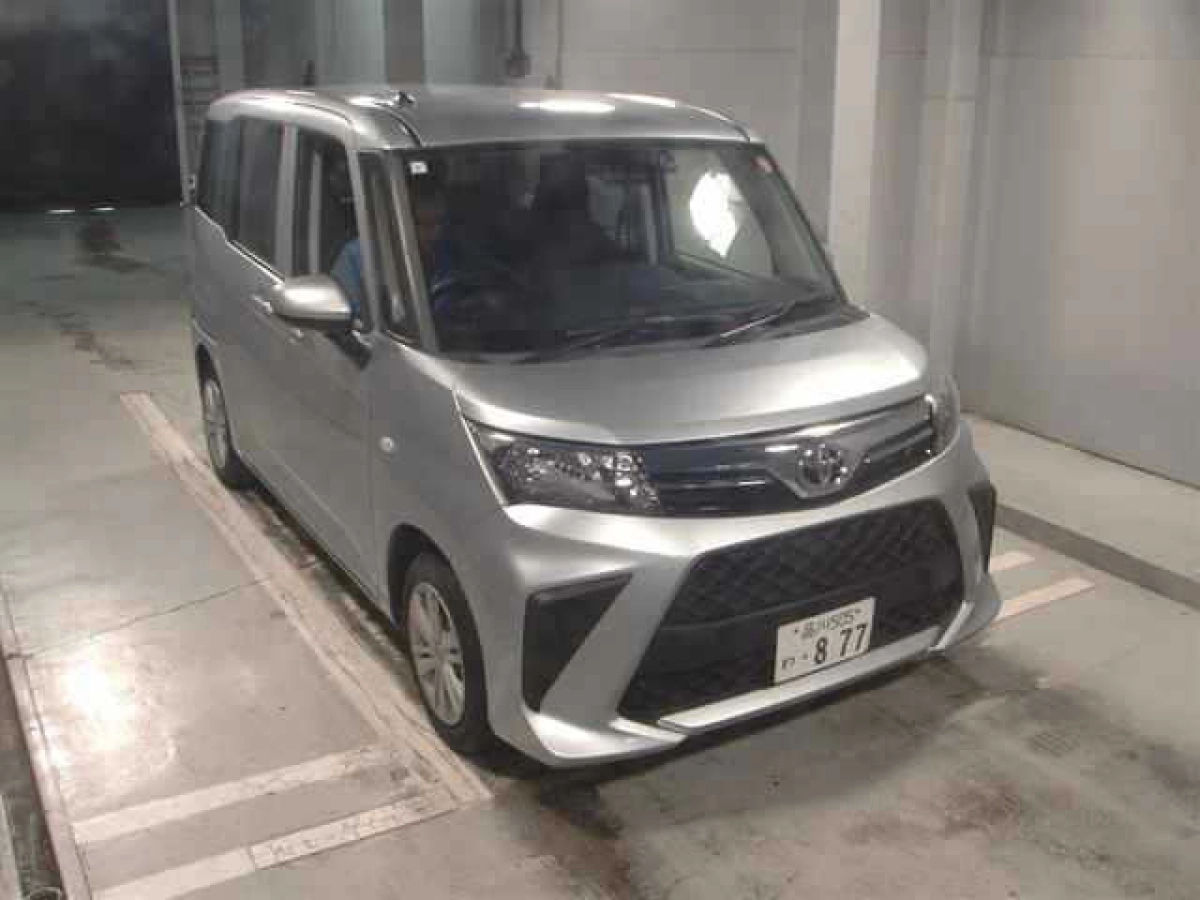 TOYOTA ROOMY M900A 2023